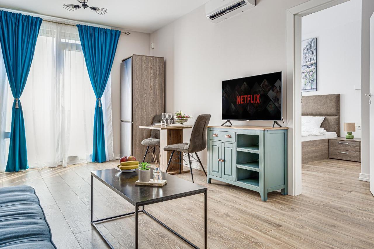 Ari Olive Apartment Near Atrium & Afi Mall Арад Экстерьер фото